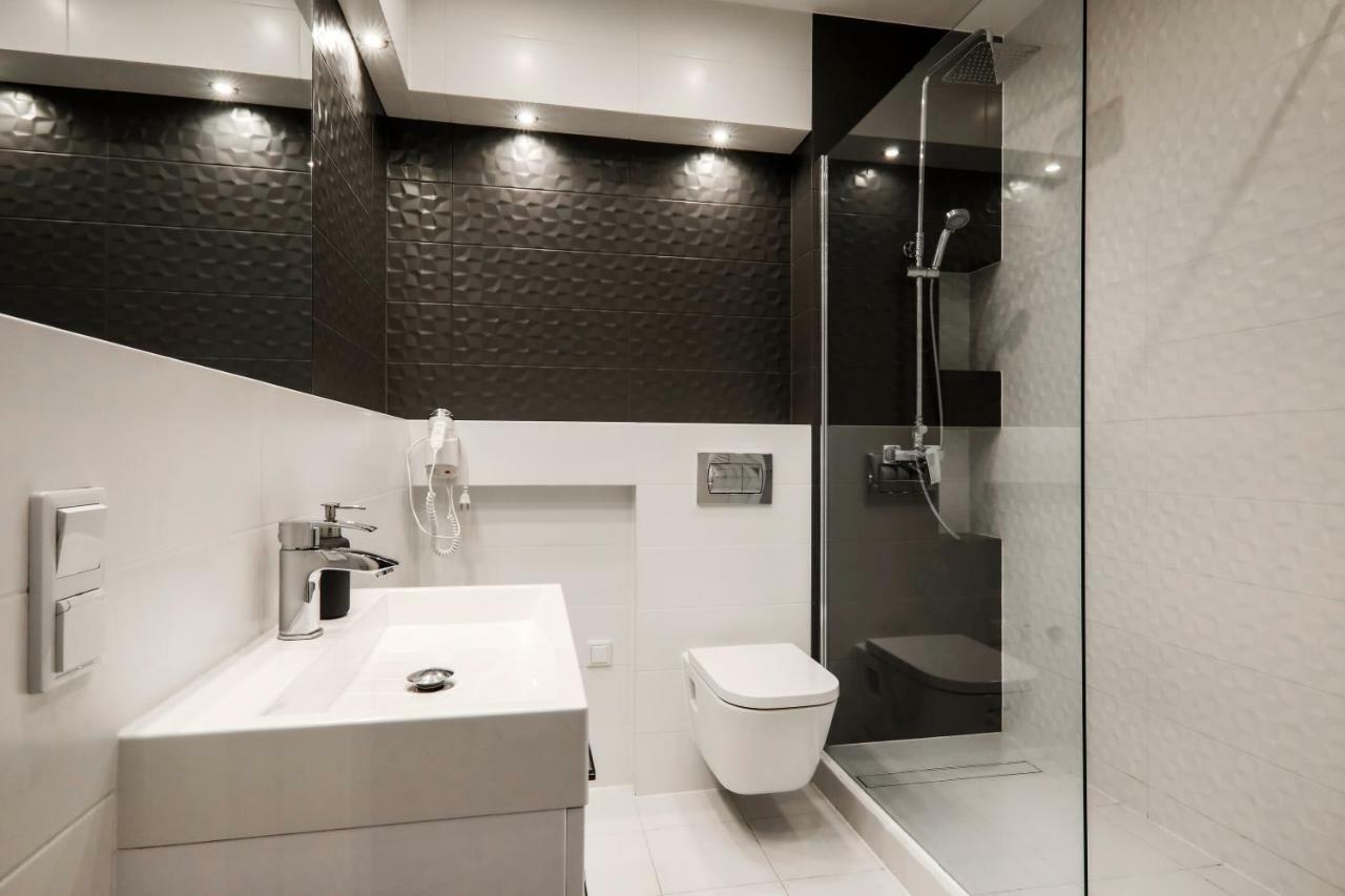 ורוצלב Aparthotel Tower מראה חיצוני תמונה