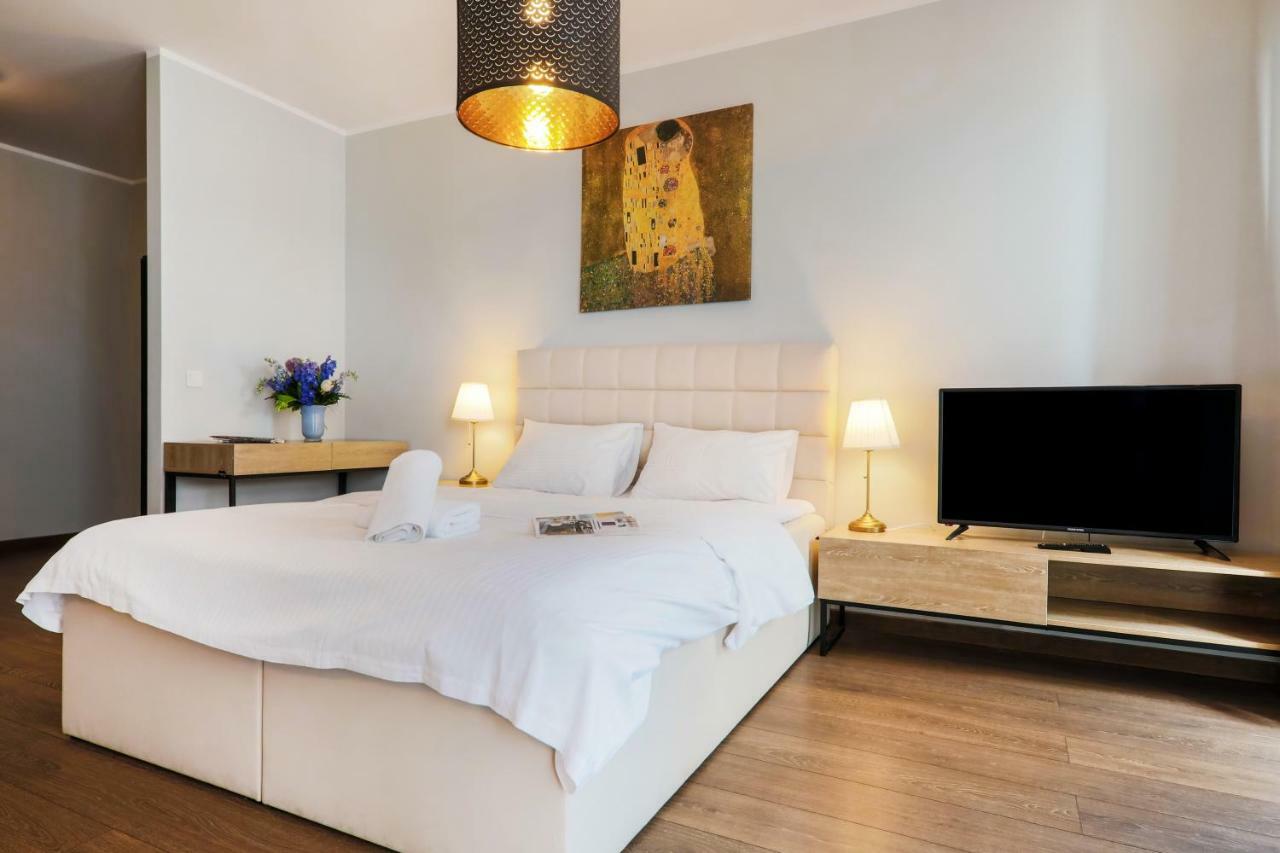 ורוצלב Aparthotel Tower מראה חיצוני תמונה